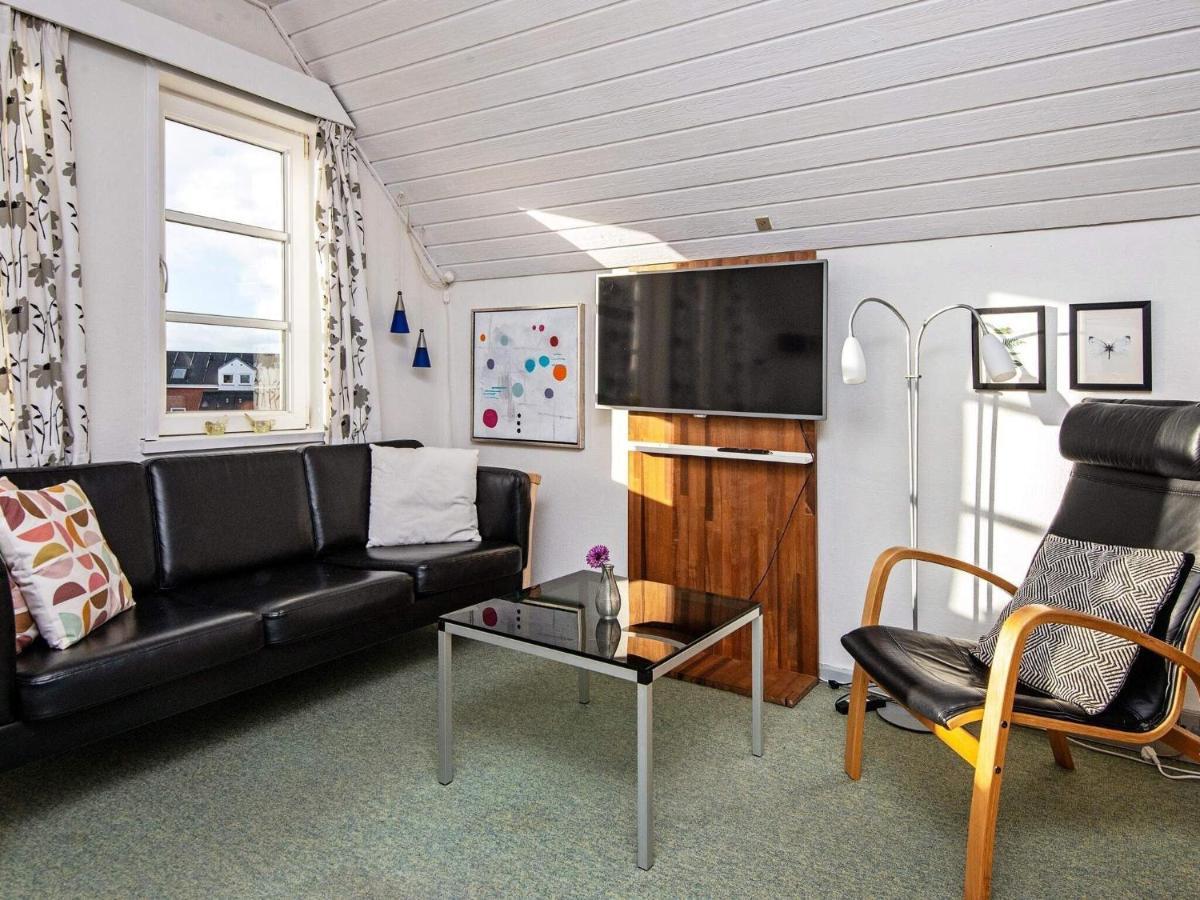 4 Person Holiday Home In R M Sønderby Kültér fotó