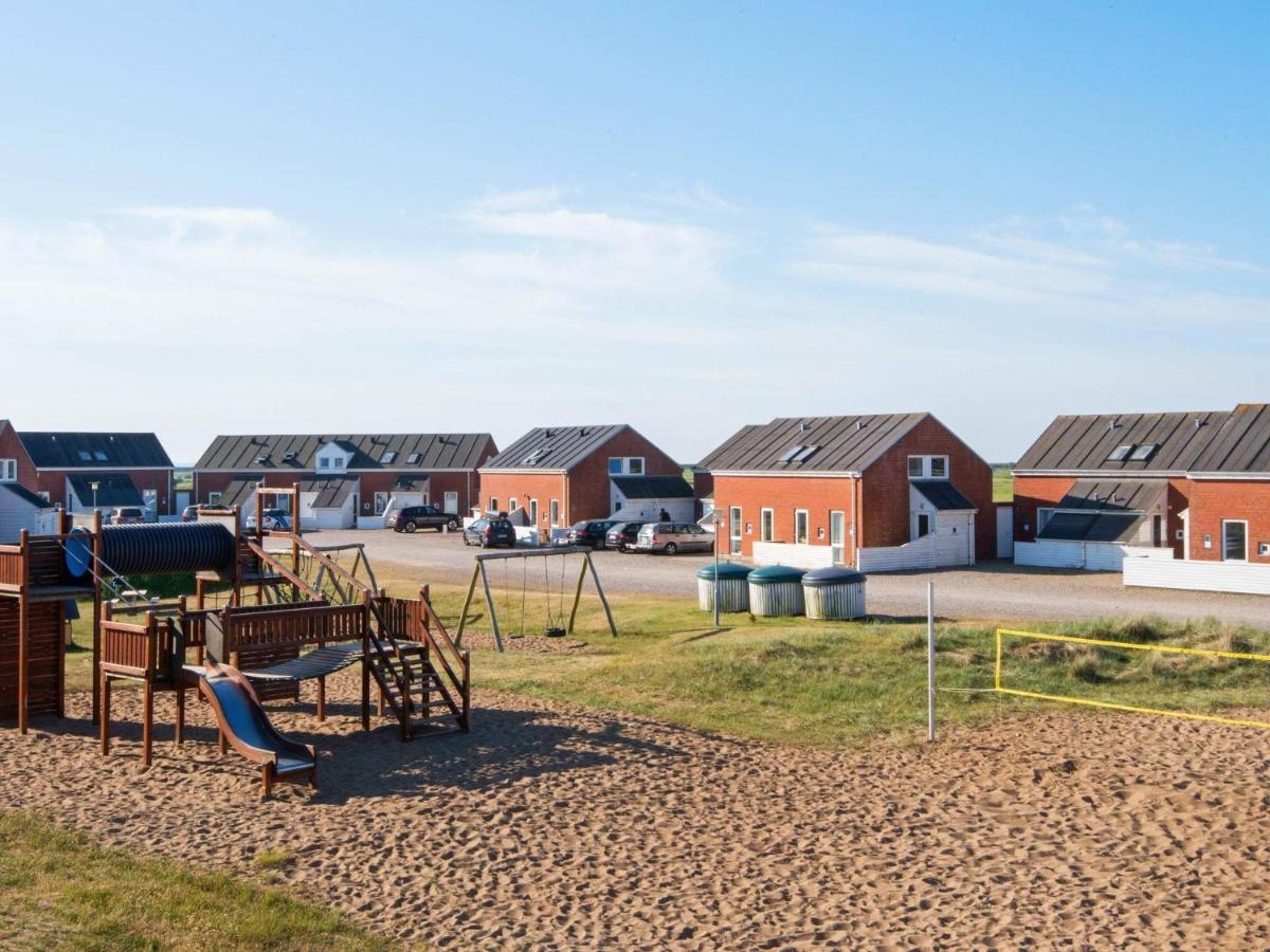 4 Person Holiday Home In R M Sønderby Kültér fotó